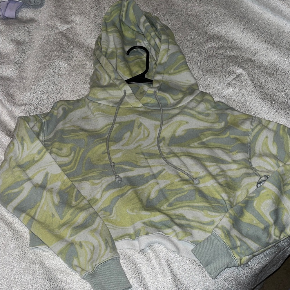 Wild Fable Olive and Gray Patterned Cropped Hoodie